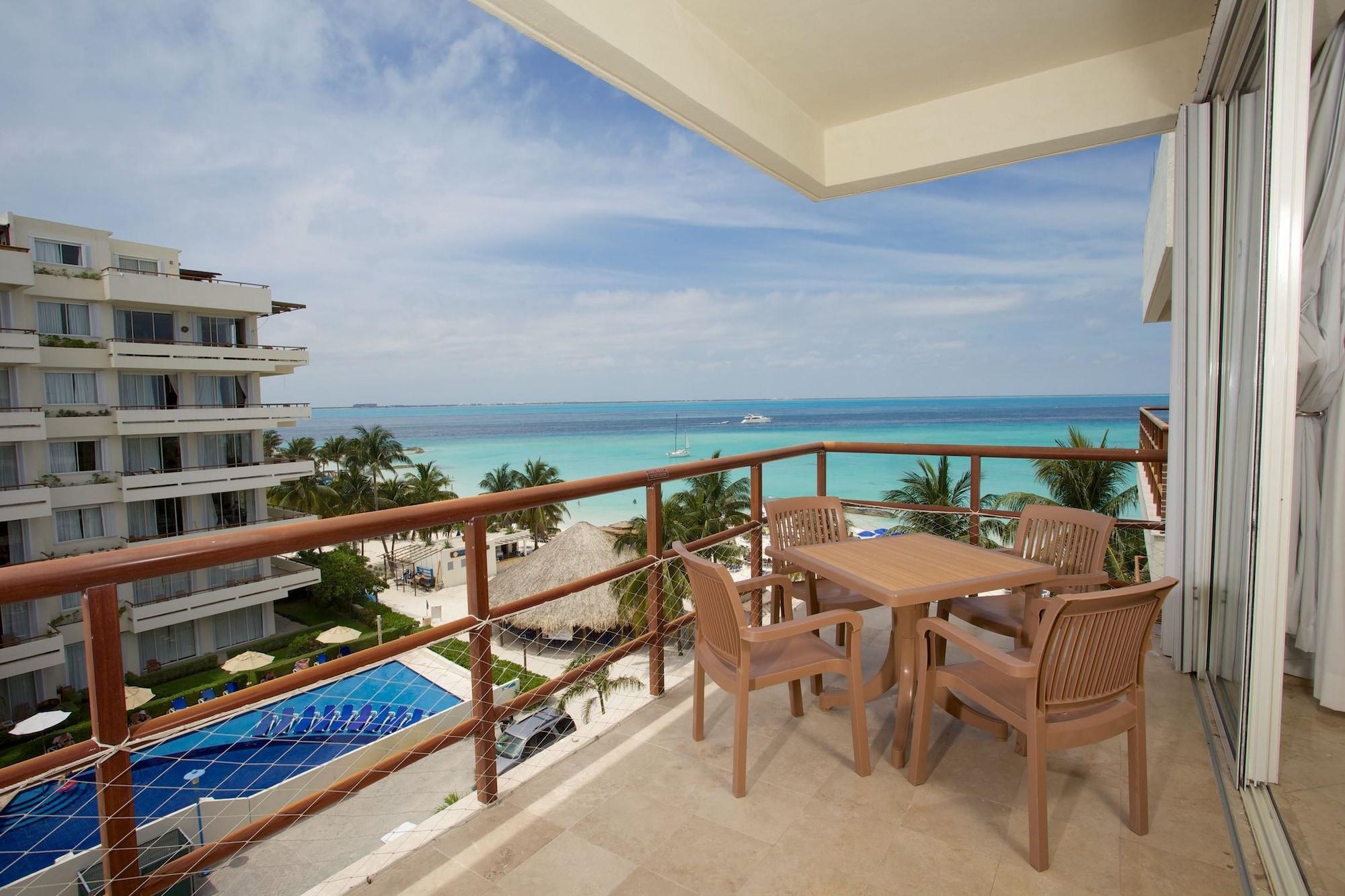 Ixchel Beach Hotel Isla Mujeres Bagian luar foto
